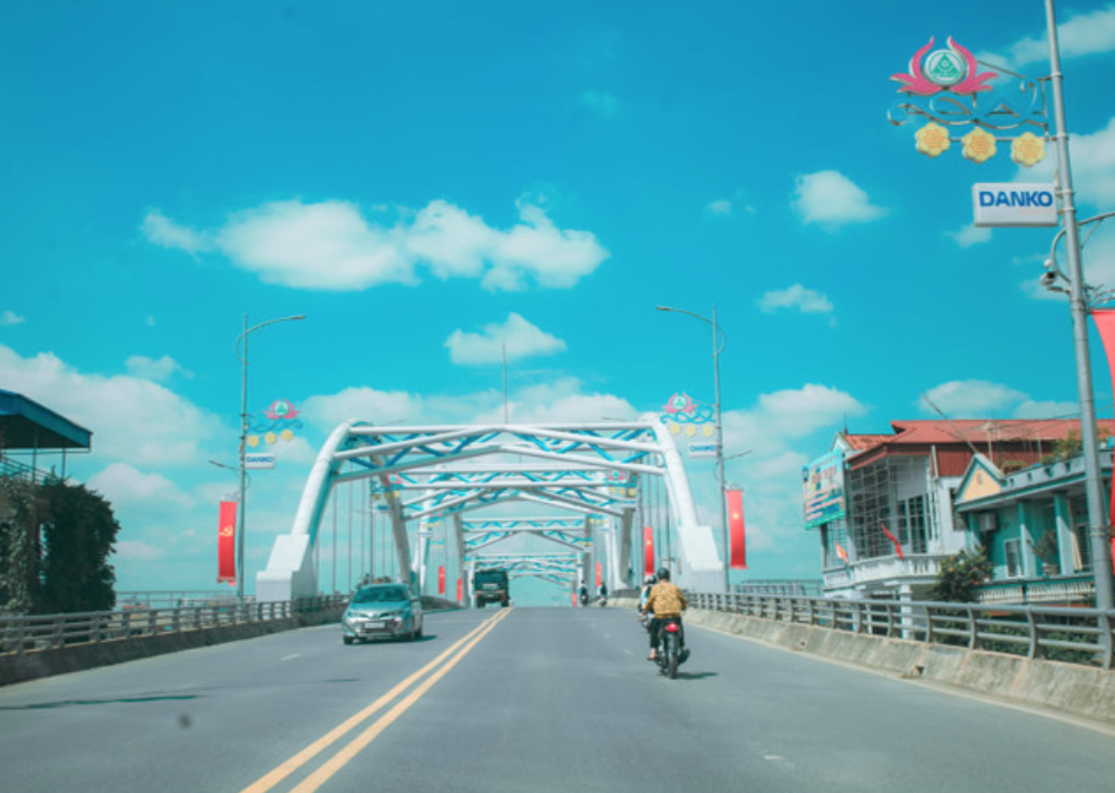 Cầu Bến Tượng - Thép Bách Hợp